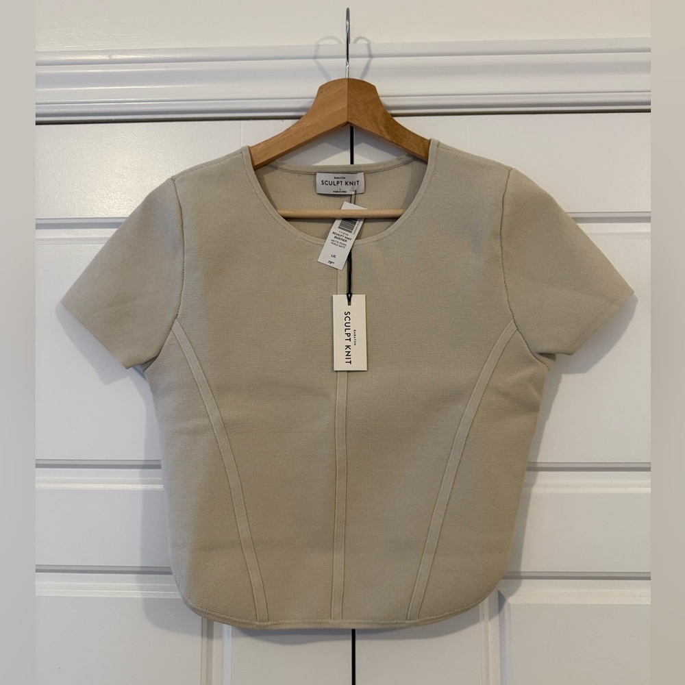 Babaton Cream Short Sleeve Top